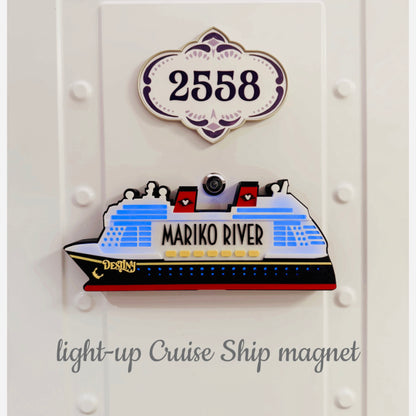 light-up Cruise Ship magnet set
